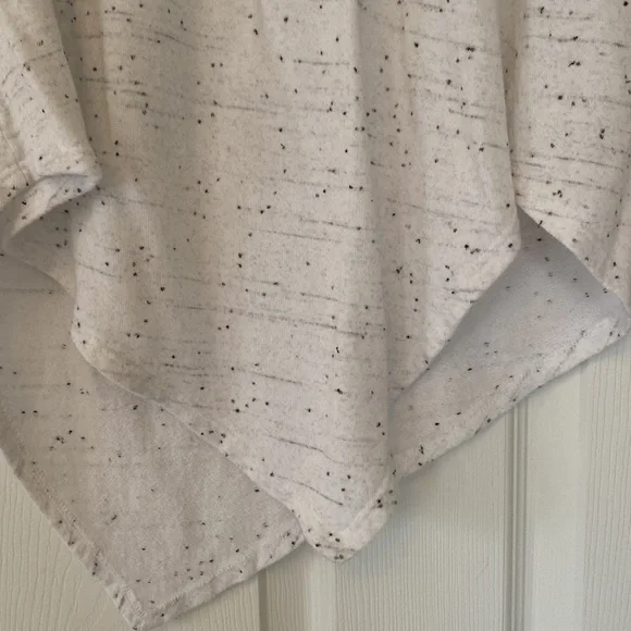 Women’s Soft by Joie top in XXS - Picture 4 of 8